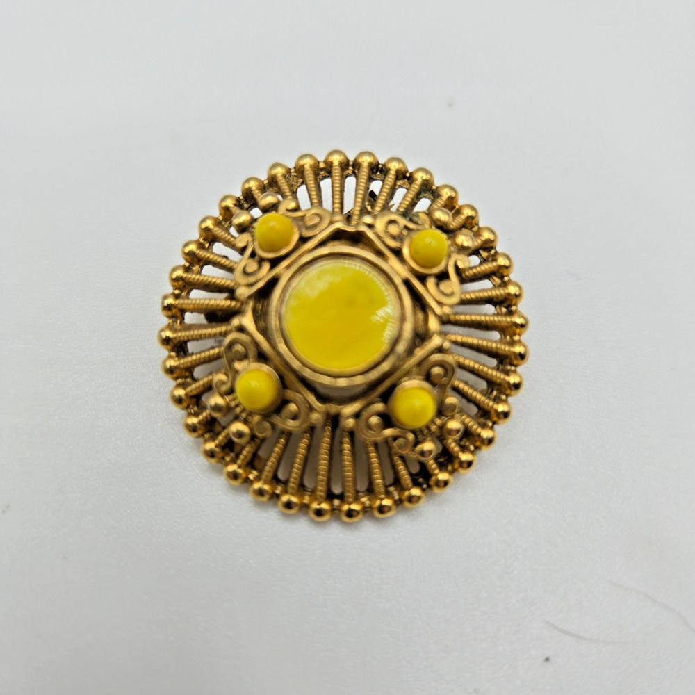 Vintage Yellow and Goldtone Round Brooch
